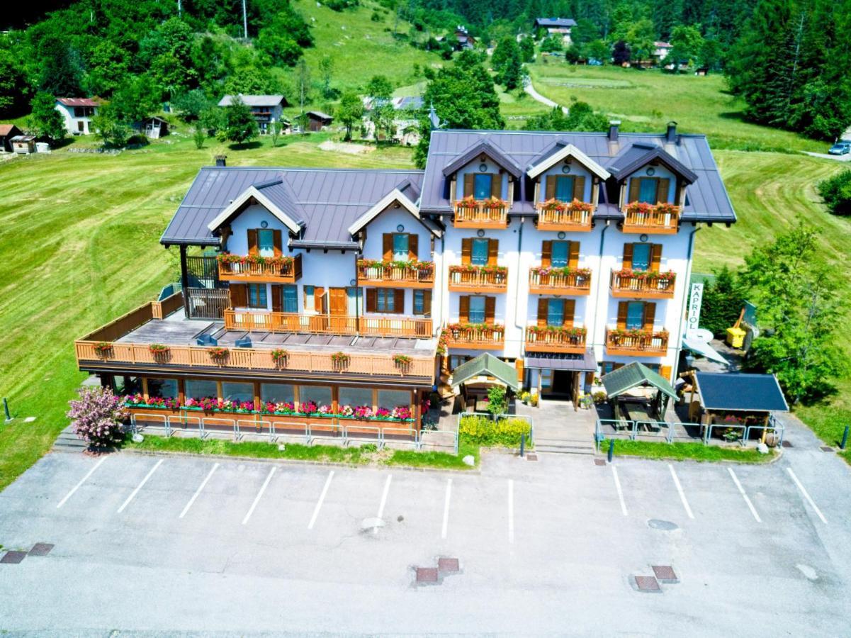 Kapriol Hotel Castello Tesino Exterior photo